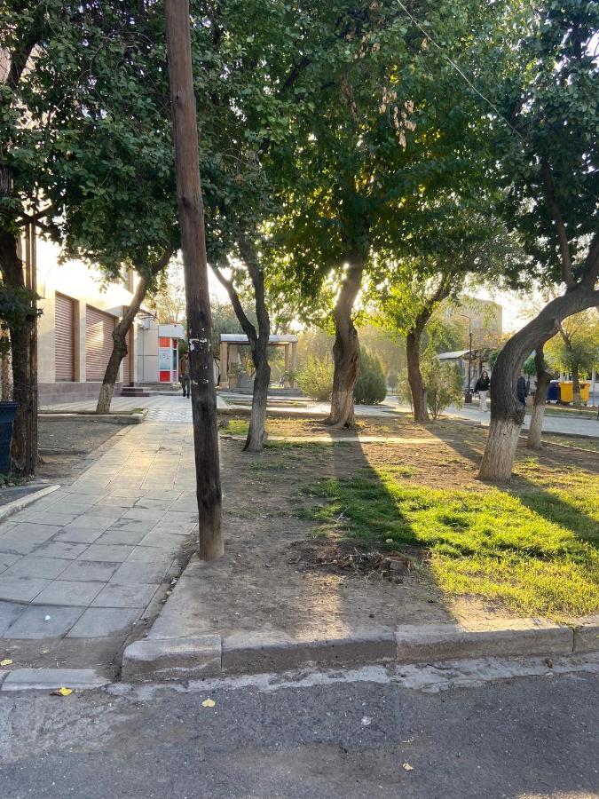 דירות יירבאן Vahe'S Family Guests House מראה חיצוני תמונה