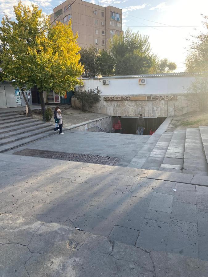 דירות יירבאן Vahe'S Family Guests House מראה חיצוני תמונה