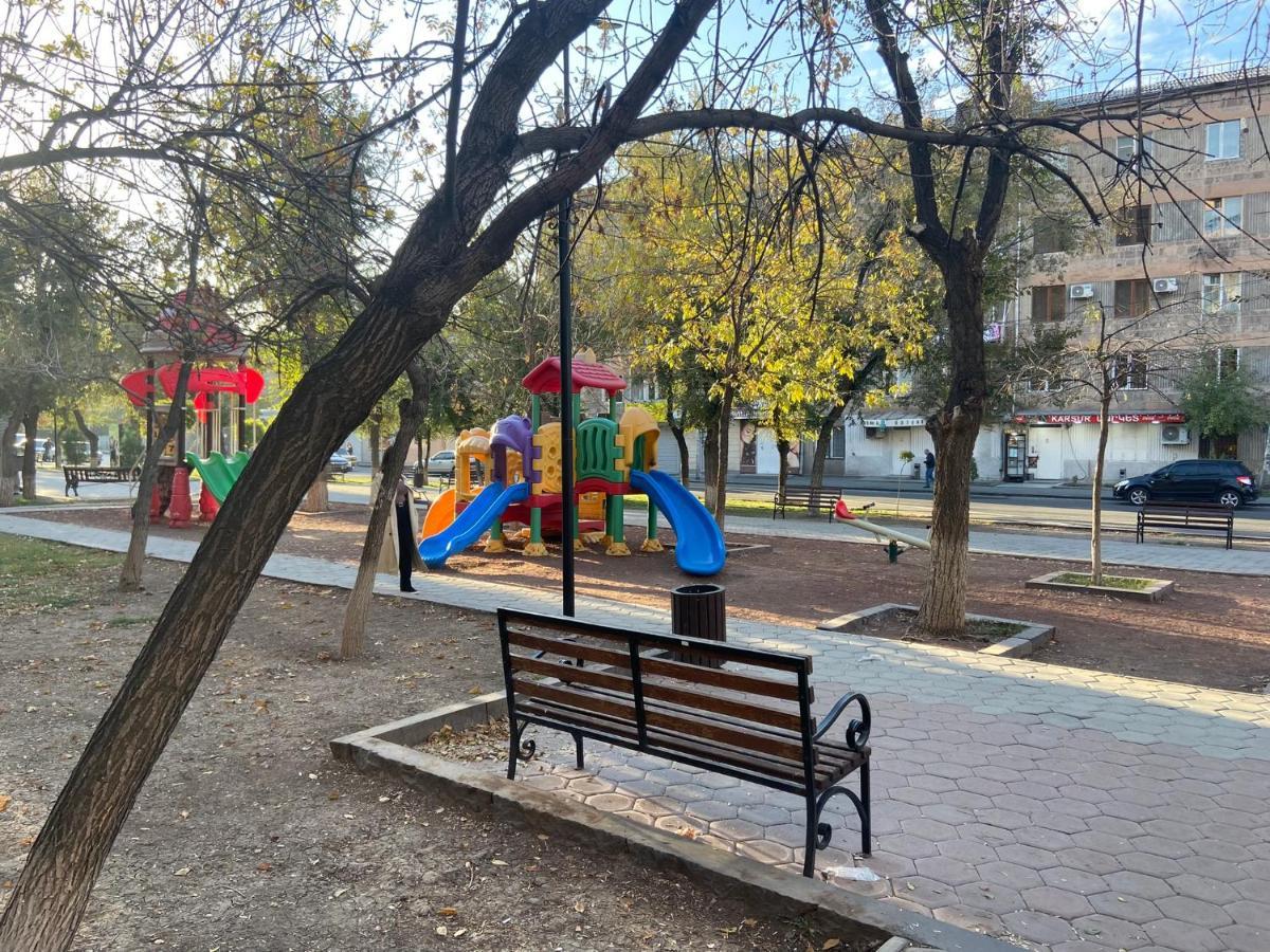 דירות יירבאן Vahe'S Family Guests House מראה חיצוני תמונה