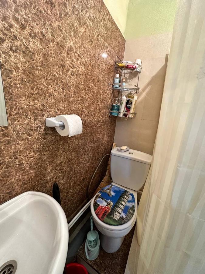 דירות יירבאן Vahe'S Family Guests House מראה חיצוני תמונה