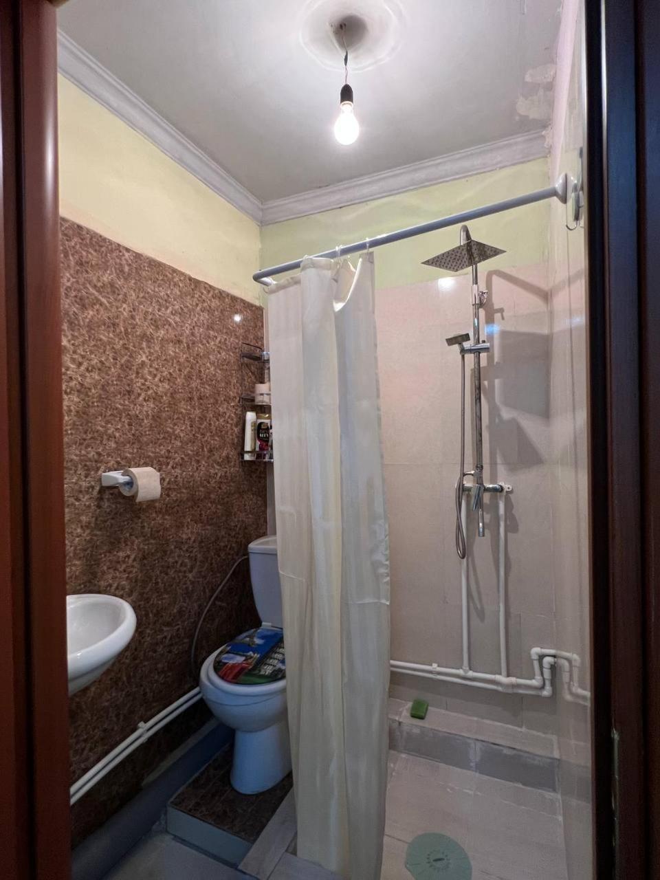 דירות יירבאן Vahe'S Family Guests House מראה חיצוני תמונה